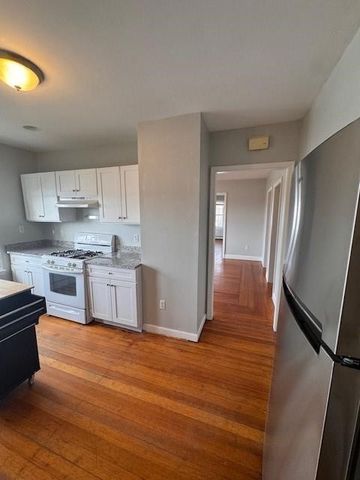 17 Sixth Street 2, Providence, RI 02906