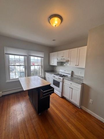 17 Sixth Street 2, Providence, RI 02906