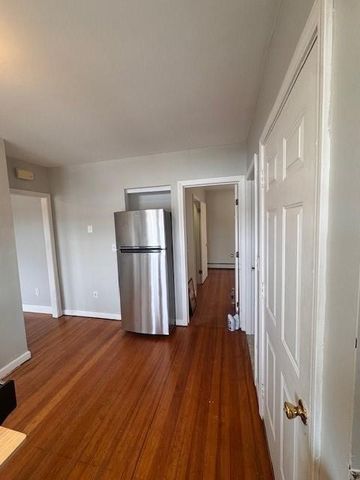 17 Sixth Street 2, Providence, RI 02906