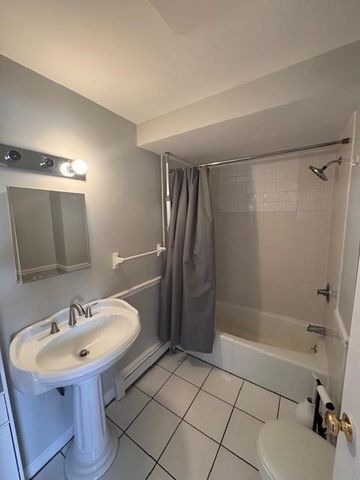 17 Sixth Street 2, Providence, RI 02906