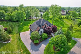 8320 MISTY Meadows, Grand Blanc Charter Township, MI 48439