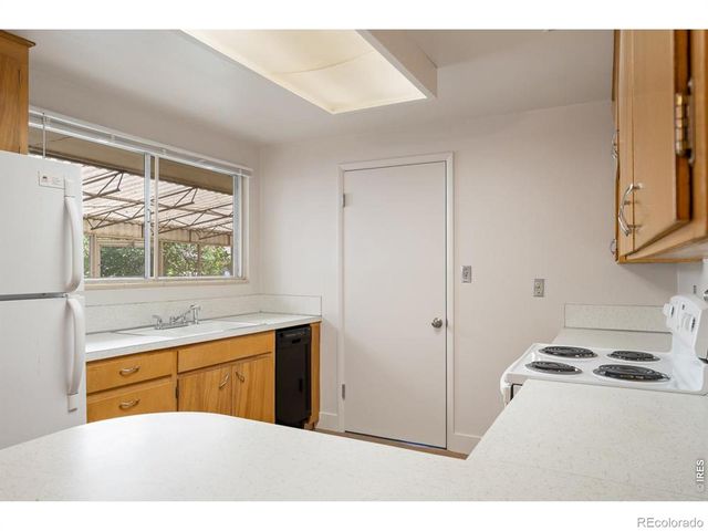 817 Litle Court, Loveland, CO 80537