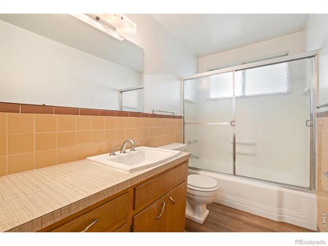 817 Litle Court, Loveland, CO 80537