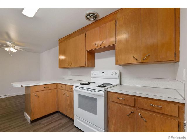 817 Litle Court, Loveland, CO 80537