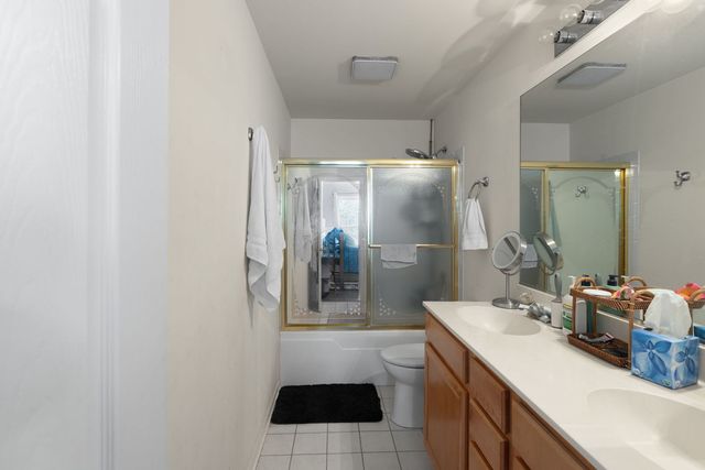 3059 Tangley Oaks Trail, Lisle, IL 60532