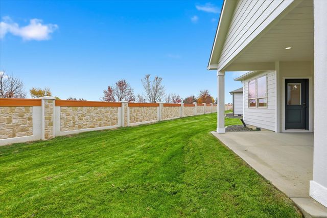 1109 - Unit 20 N Country Club Dr, Deer Park, WA 99006
