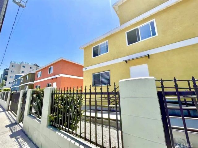 1114 Exposition Boulevard, Los Angeles, CA 90007