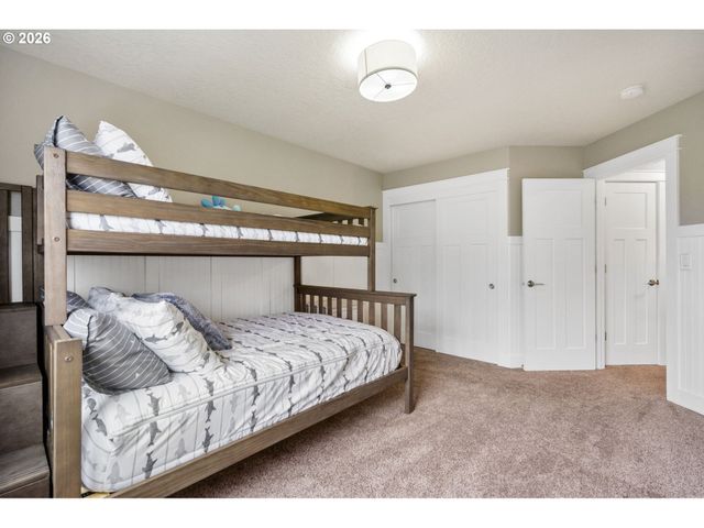 9250 Sw SAGERT St, Tualatin, OR 97062