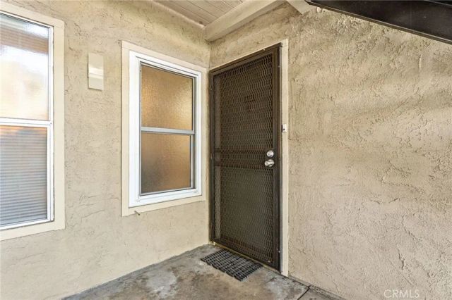 1130 E Alosta B102, Azusa, CA 91702