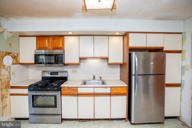 910 GARFIELD AVE, Glenside, PA 19038