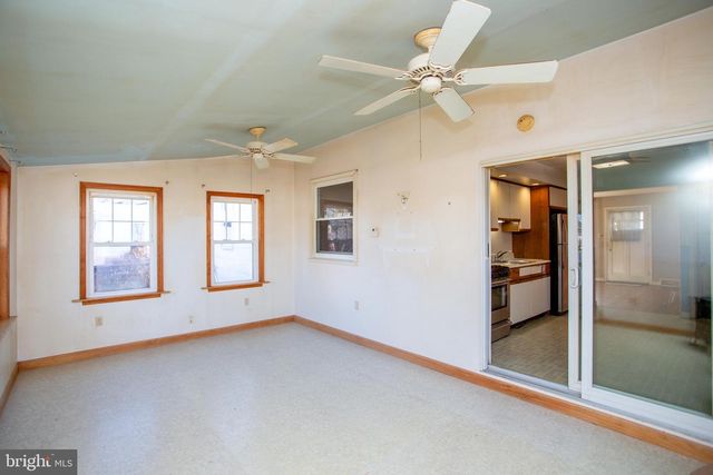 910 GARFIELD AVE, Glenside, PA 19038