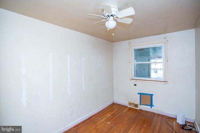 910 GARFIELD AVE, Glenside, PA 19038