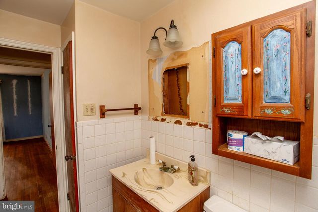 910 GARFIELD AVE, Glenside, PA 19038