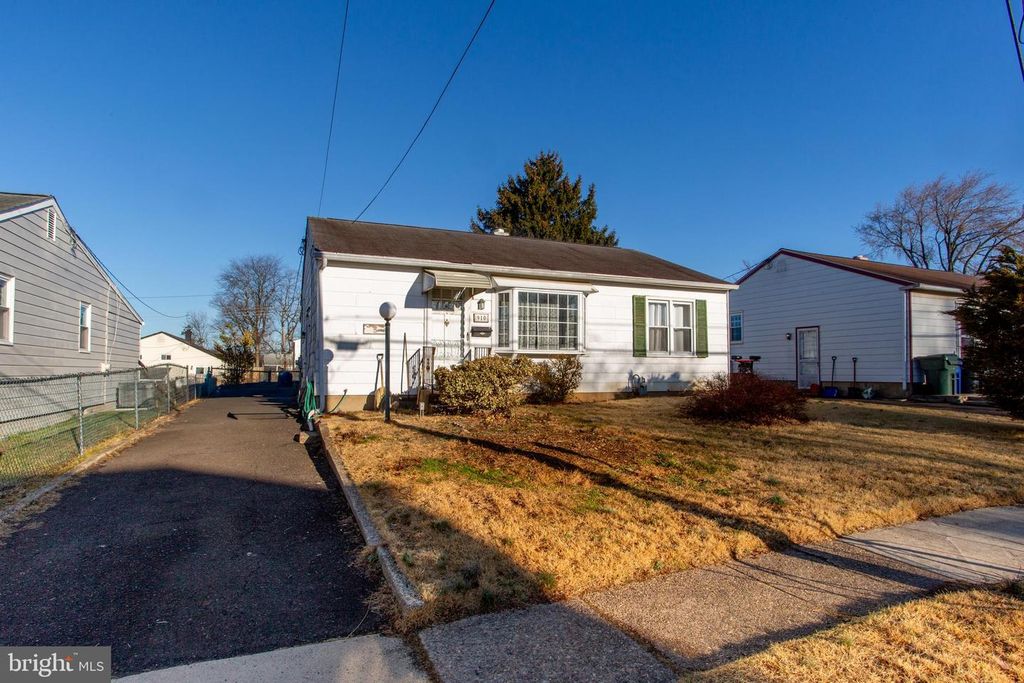 910 GARFIELD AVE, Glenside, PA 19038