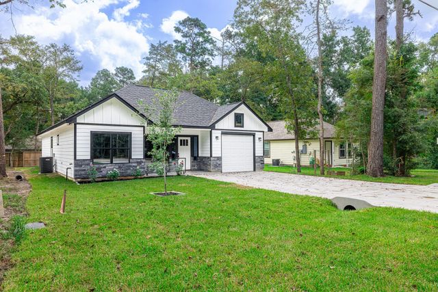 3507 Sam Houston Road, Willis, TX 77378