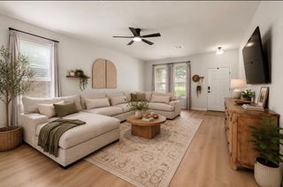176 Willow Leaf LN, Buda, TX 78610