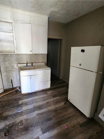 2601 Dakota Avenue, Flint, MI 48506