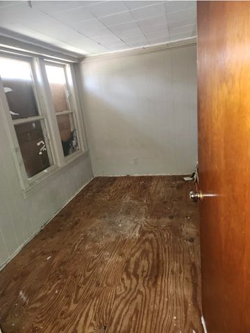 2601 Dakota Avenue, Flint, MI 48506