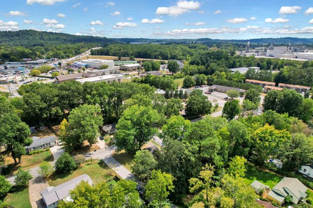 1911 Dupont Street, Hixson, TN 37343