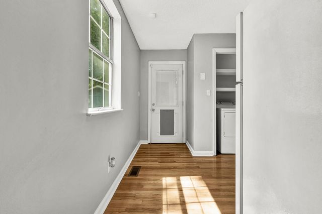 1911 Dupont Street, Hixson, TN 37343