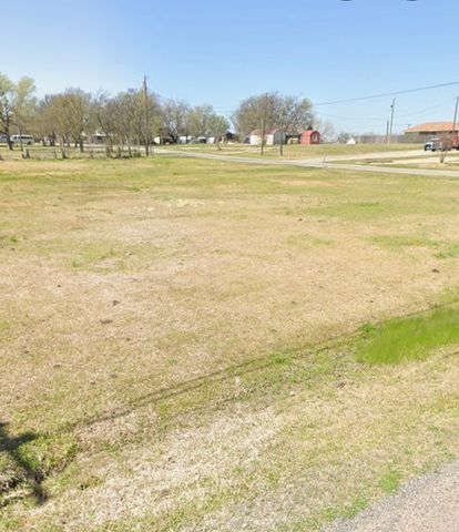 210 Mcelroy Street, Southmayd, TX 76273
