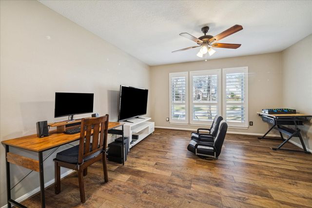 2602 Kings Forest Drive, Kingwood, TX 77339