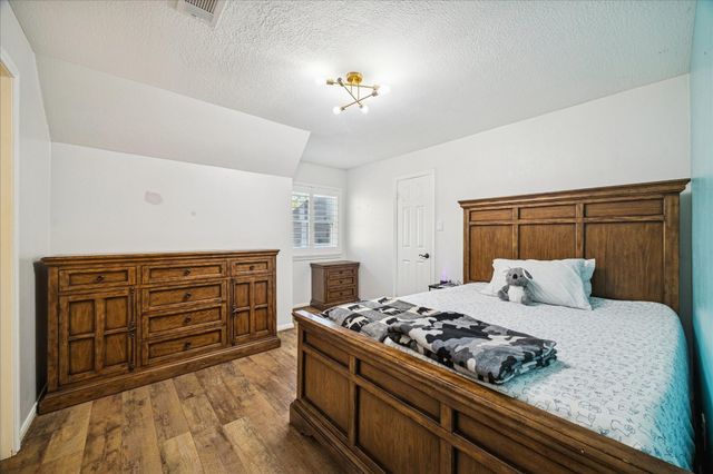 2602 Kings Forest Drive, Kingwood, TX 77339