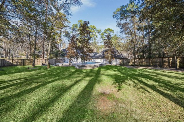 2602 Kings Forest Drive, Kingwood, TX 77339