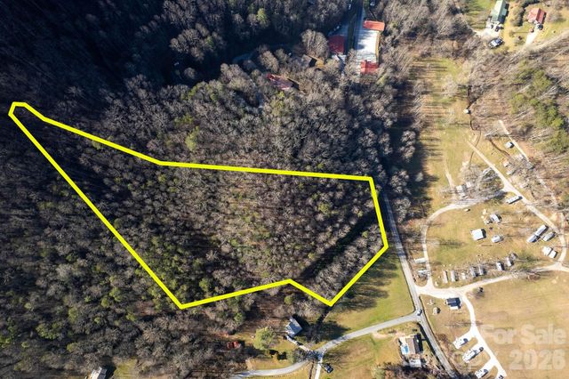 70 Earls Road, Bryson City, NC 28713