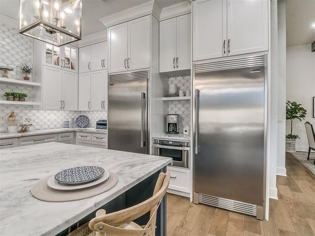 1417 Regency Bridge Circle, Edmond, OK 73034