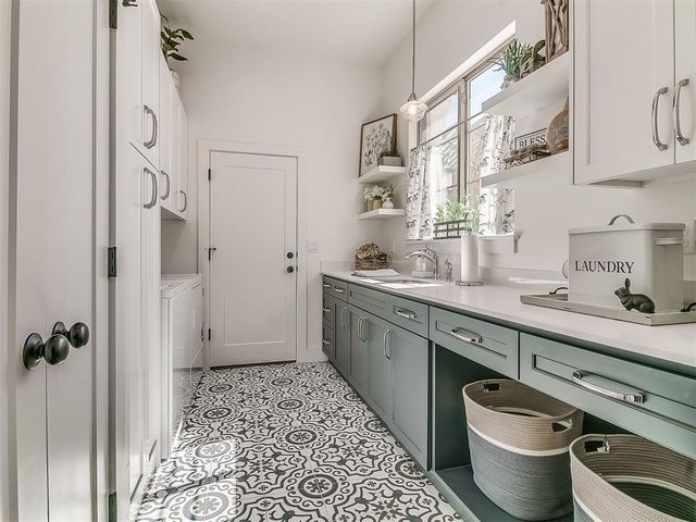 1417 Regency Bridge Circle, Edmond, OK 73034