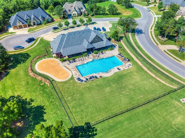 1417 Regency Bridge Circle, Edmond, OK 73034