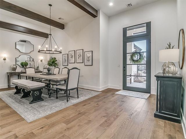 1417 Regency Bridge Circle, Edmond, OK 73034