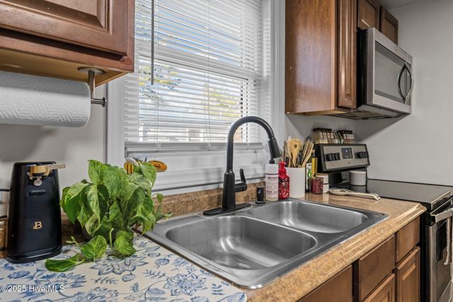 1915 Evans Street, New Bern, NC 28562