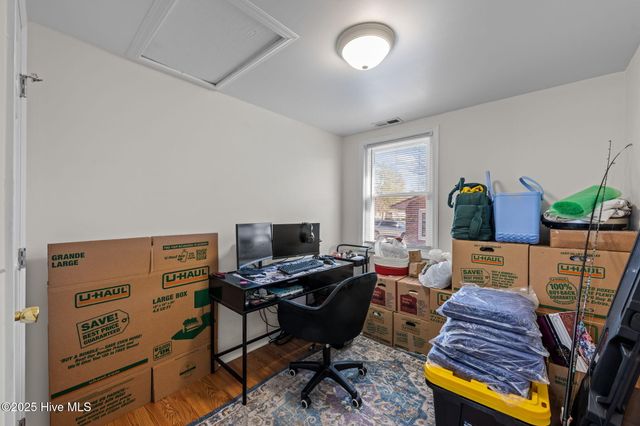 1915 Evans Street, New Bern, NC 28562