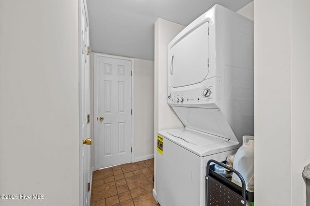 1915 Evans Street, New Bern, NC 28562