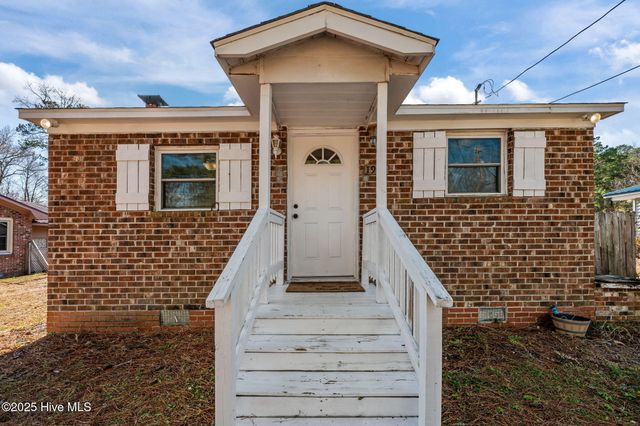1915 Evans Street, New Bern, NC 28562