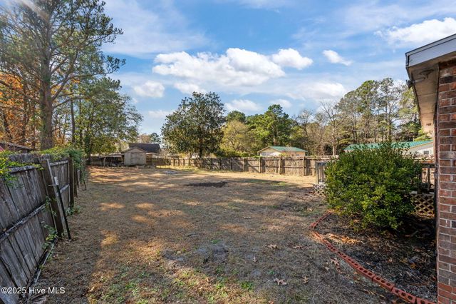 1915 Evans Street, New Bern, NC 28562