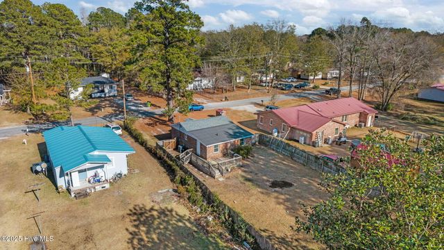 1915 Evans Street, New Bern, NC 28562