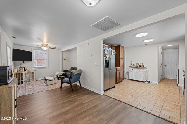 1915 Evans Street, New Bern, NC 28562