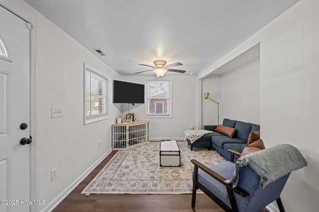 1915 Evans Street, New Bern, NC 28562