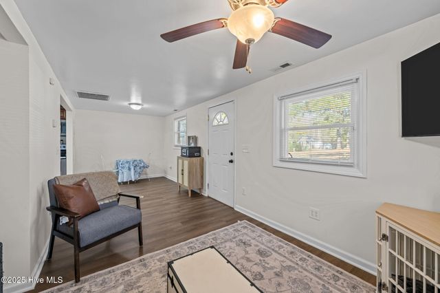 1915 Evans Street, New Bern, NC 28562