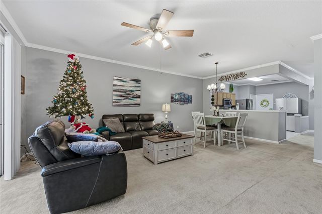 952 VISTA CAY COURT, Brandon, FL 33511