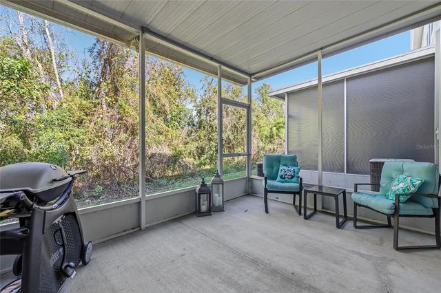 952 VISTA CAY COURT, Brandon, FL 33511