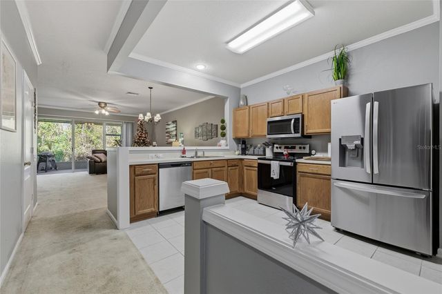 952 VISTA CAY COURT, Brandon, FL 33511