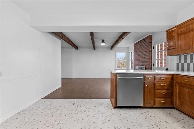 5702 Halsey Street, Shawnee, KS 66216