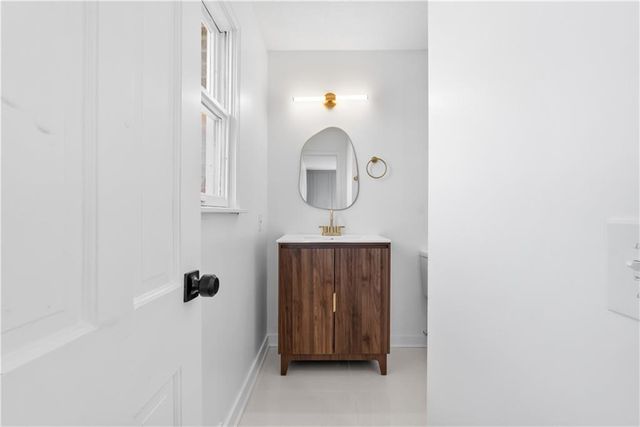 5702 Halsey Street, Shawnee, KS 66216