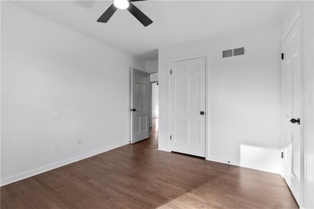 5702 Halsey Street, Shawnee, KS 66216