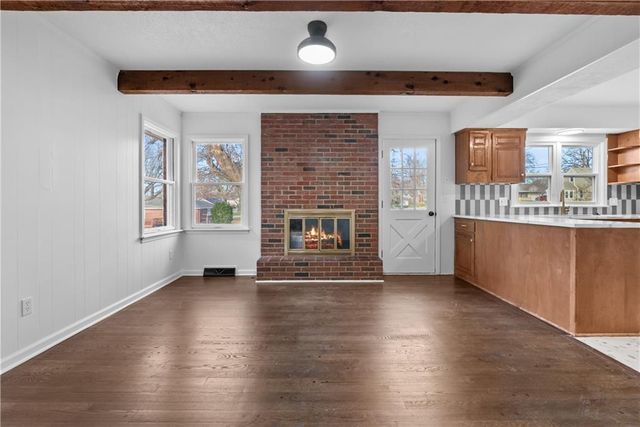 5702 Halsey Street, Shawnee, KS 66216