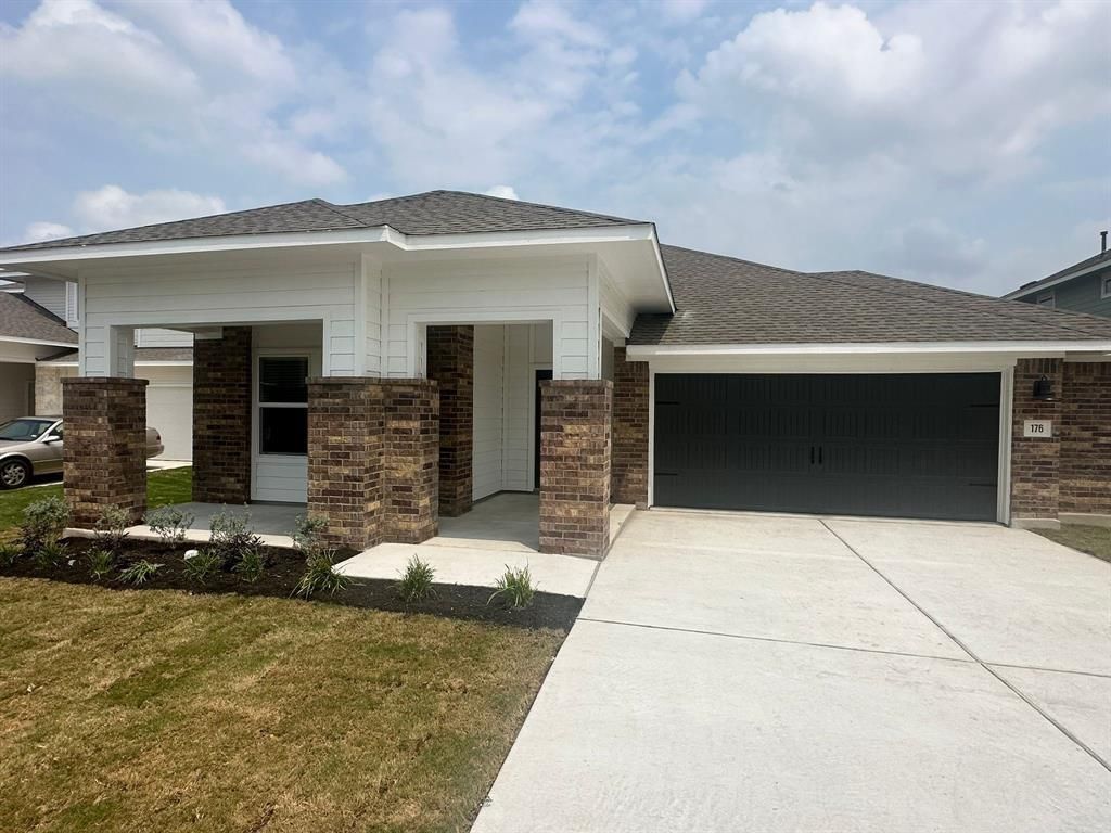176 JEFFERS, Kyle, TX 78640